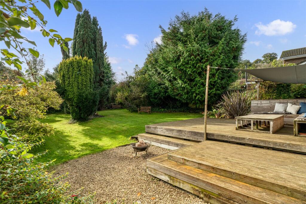 Additional property image - Marshall Avenue, Findon Valley, Worthing, West Sussex, BN14