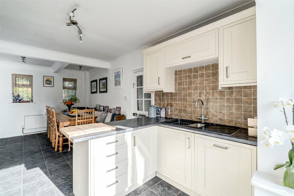 Additional property image - Marshall Avenue, Findon Valley, Worthing, West Sussex, BN14