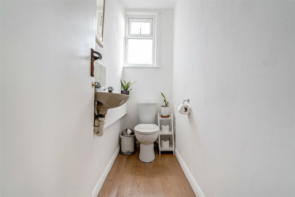 Additional property image - Marshall Avenue, Findon Valley, Worthing, West Sussex, BN14