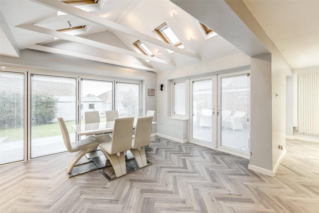 Additional property image - Copthorne Hill, Worthing, West Sussex, BN13
