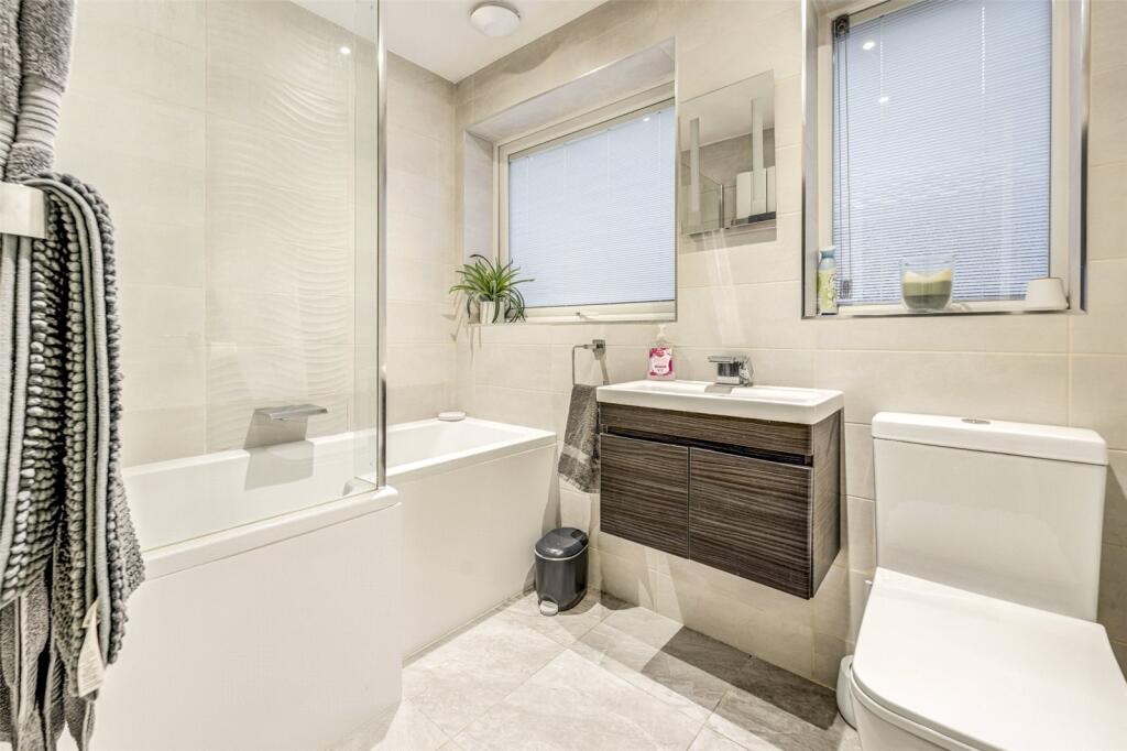 Additional property image - Copthorne Hill, Worthing, West Sussex, BN13