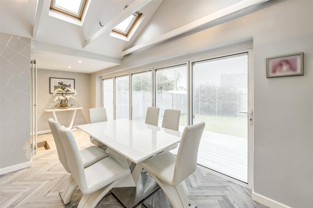 Additional property image - Copthorne Hill, Worthing, West Sussex, BN13