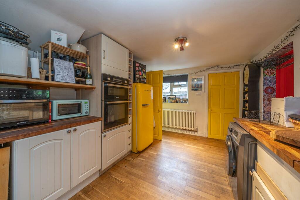 Additional property image - Lower Luton Road, Wheathampstead