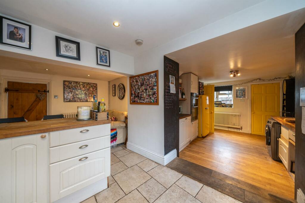 Additional property image - Lower Luton Road, Wheathampstead