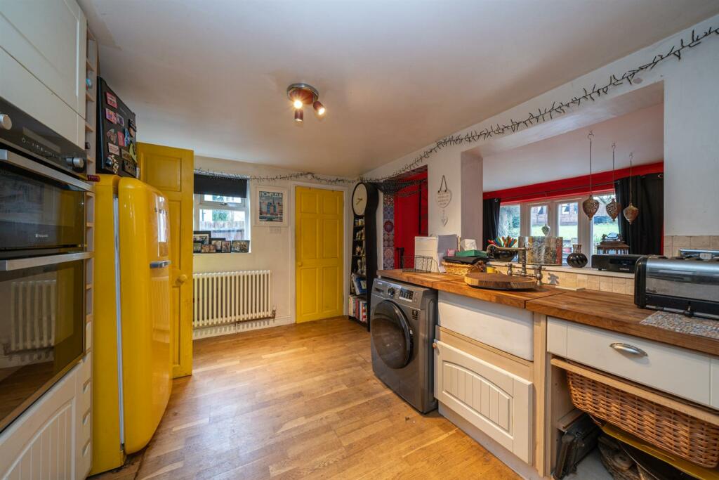 Additional property image - Lower Luton Road, Wheathampstead