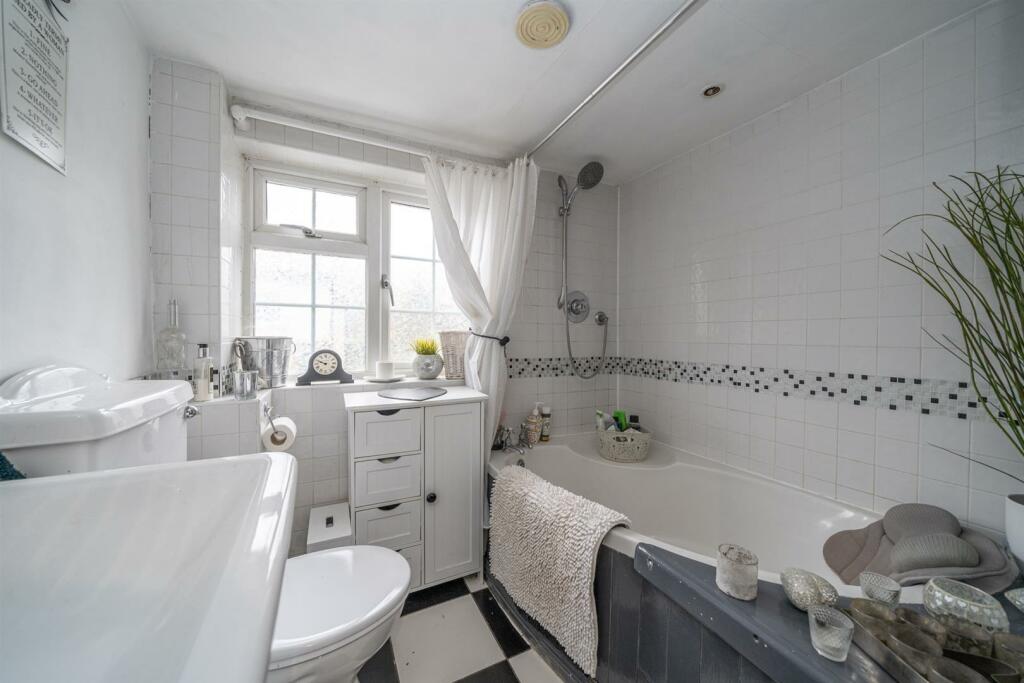 Additional property image - Lower Luton Road, Wheathampstead