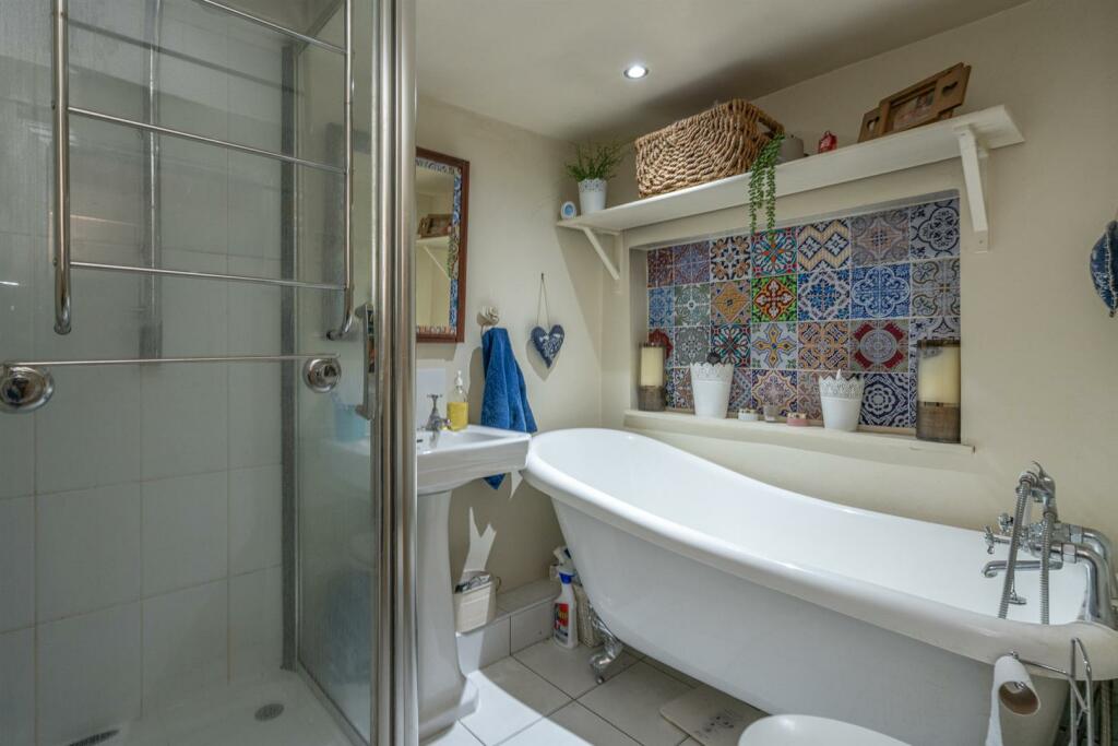 Additional property image - Lower Luton Road, Wheathampstead