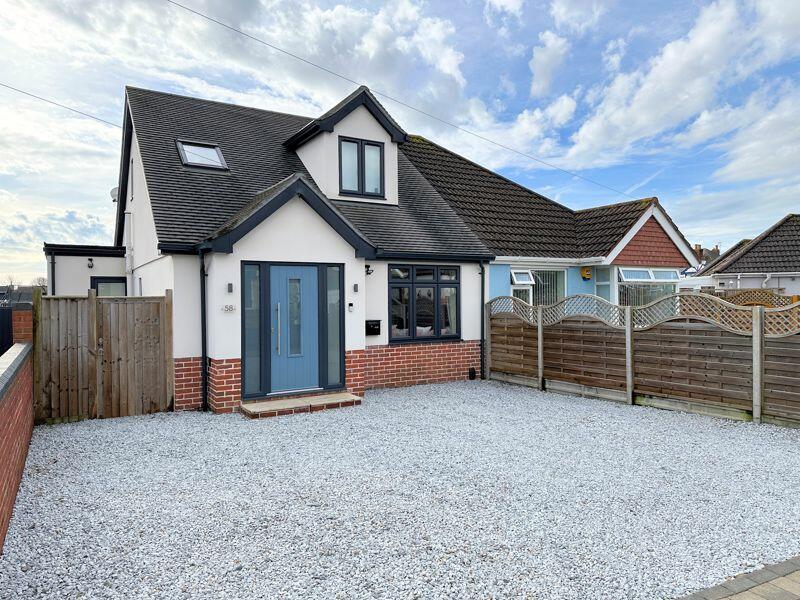 3 bedroom semidetached bungalow for sale in The Crossway, Portchester