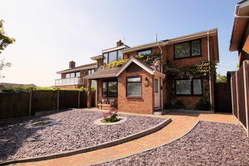 4 bedroom detached house for sale in Dore Avenue, Portchester, PO16