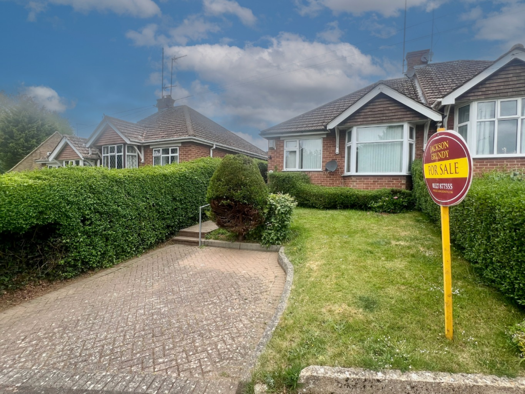 Main image of property: The Inlands, Daventry, Northamptonshire, NN11 4DD