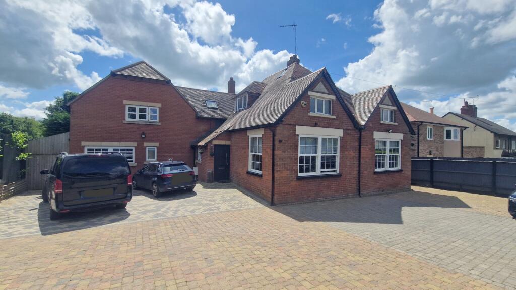Main image of property: Badby Road West, Daventry, NN11 4HJ
