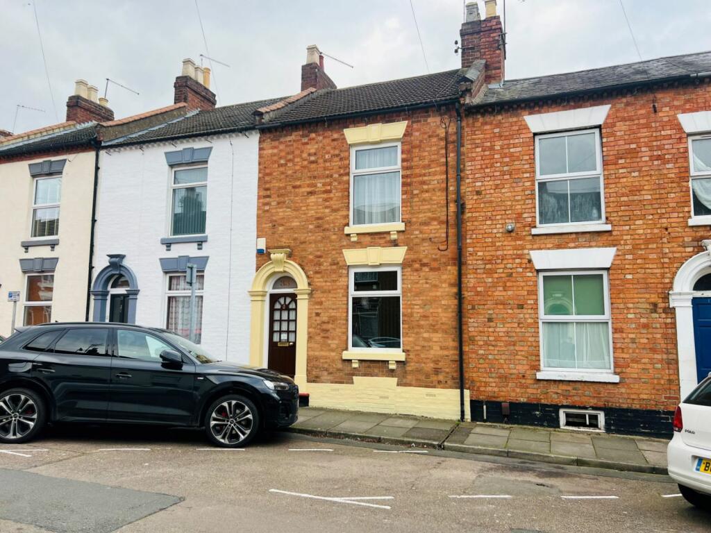 2 bedroom terraced house for sale in Alexandra Road, Abington, Northampton NN1 5QP, NN1
