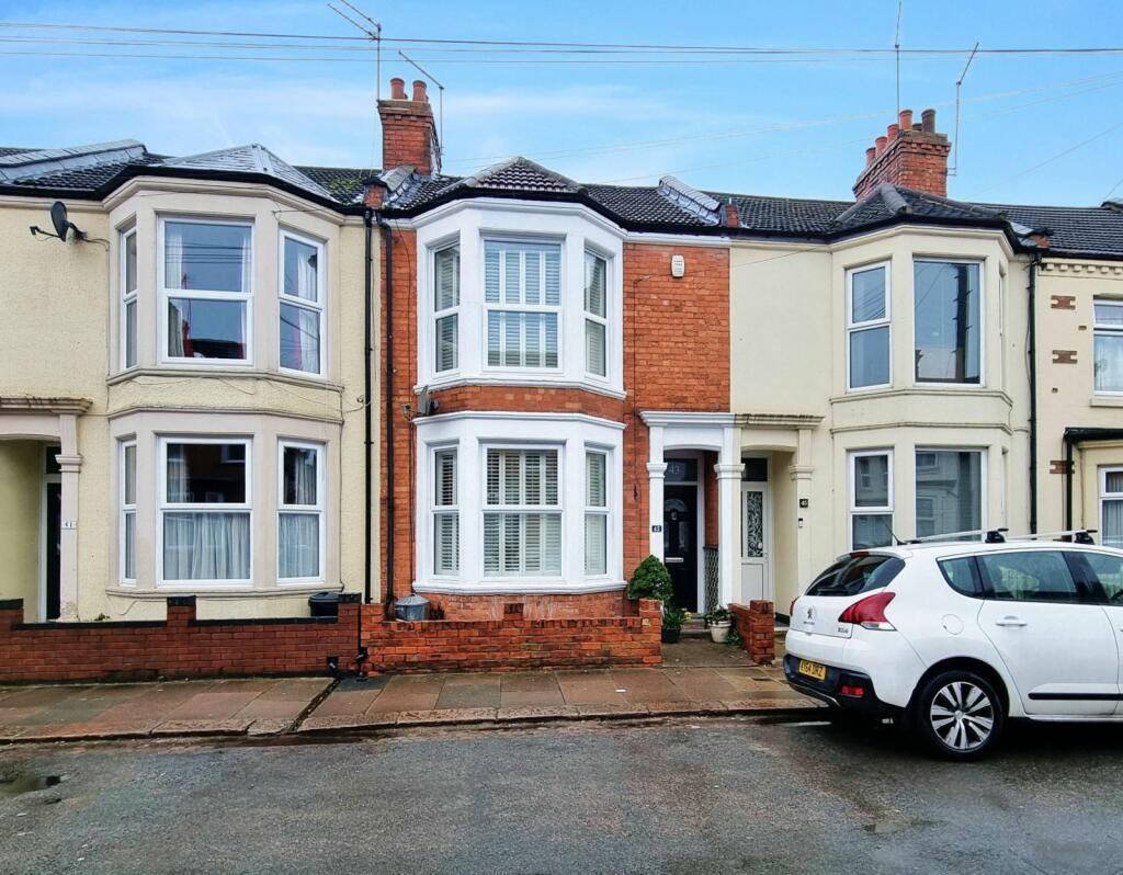 3 bedroom terraced house for sale in Lutterworth Road, Abington, Northampton NN1 5JR, NN1