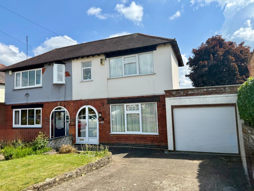 Main image of property: Billing Road East, Abington, Northampton, NN3 3LJ