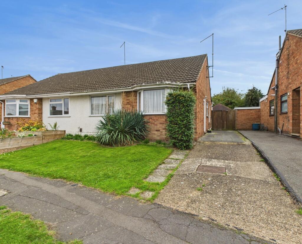 Main image of property: Chulmleigh Walk, Northampton, NN3 3LP