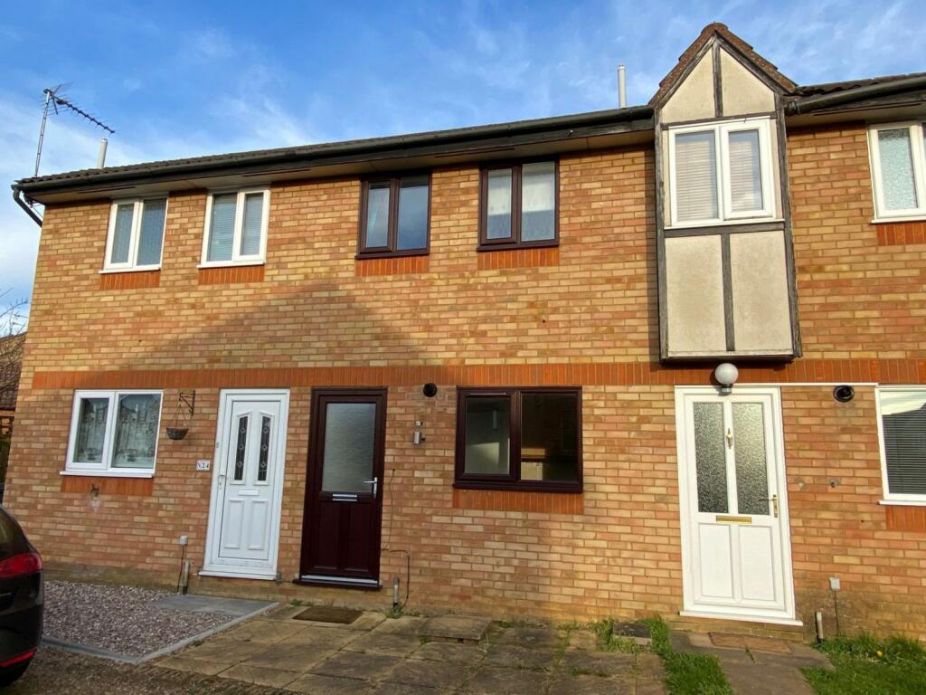 2 bedroom terraced house for rent in Bank View, East Hunsbury, Northampton NN4 0RS, NN4
