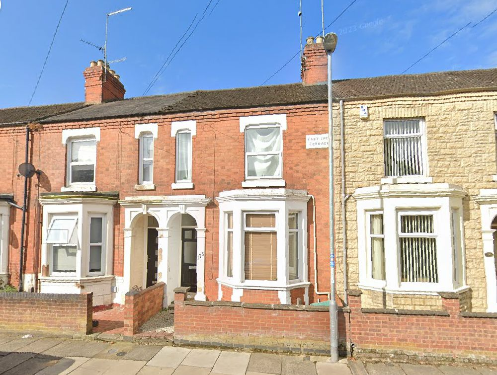 3 bedroom terraced house for sale in St James Park Road, St James, Northampton NN5 5EU, NN5