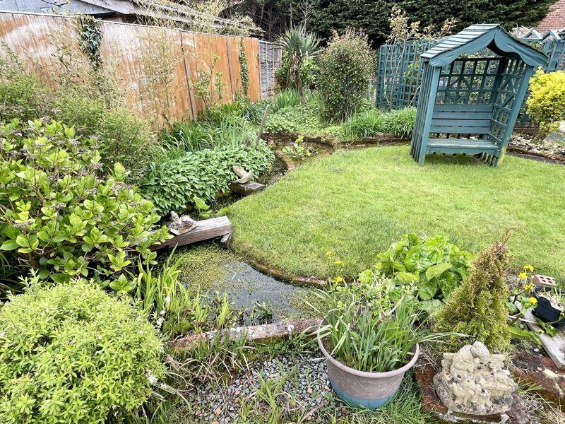 1 bedroom detached house for sale in Sandy Point Road, Hayling Island, PO11