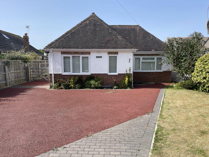 2 bedroom detached bungalow for sale in Chichester Avenue, Hayling