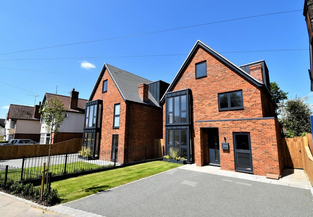 4 bedroom detached house for sale in Grange Road, Stortford, CM23
