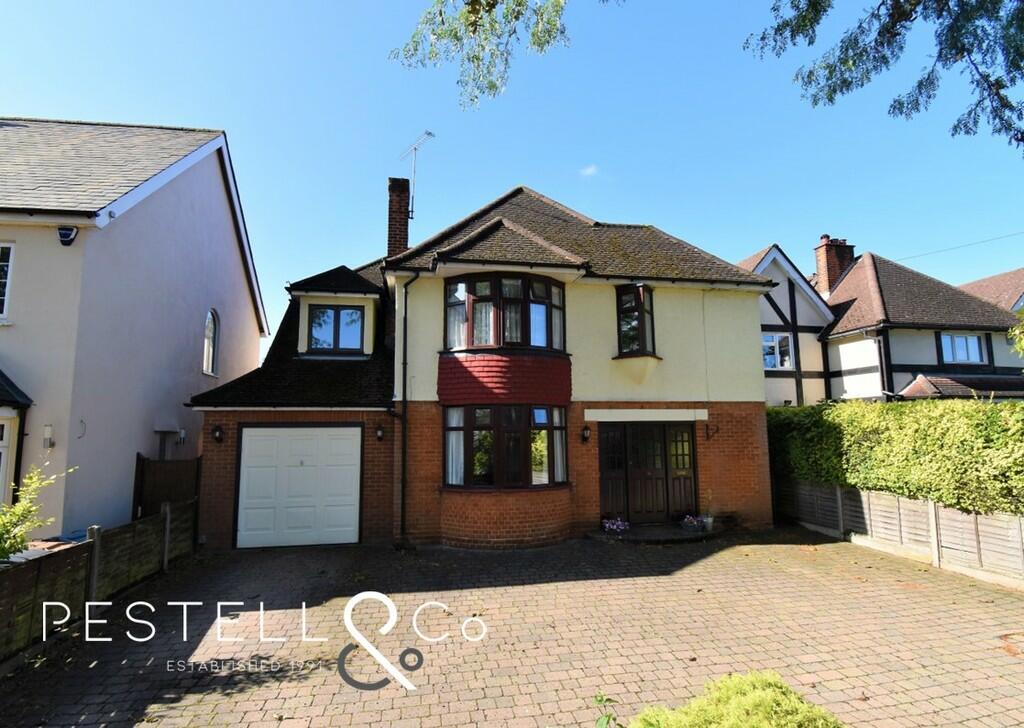 5 bedroom detached house for sale in Thorley Hill, Stortford, CM23