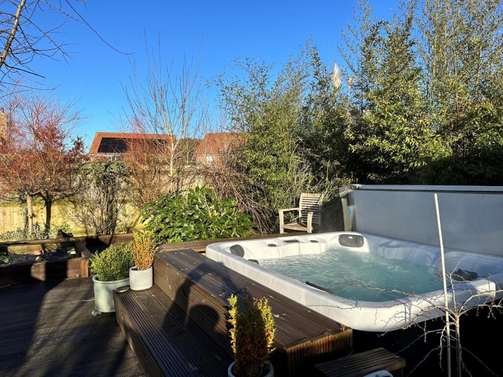 Additional property image - St Laurence View, Ridgewell
