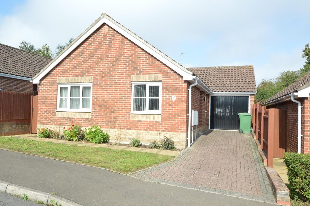 3 bedroom detached bungalow for sale in Brewster Close, Halstead, Essex