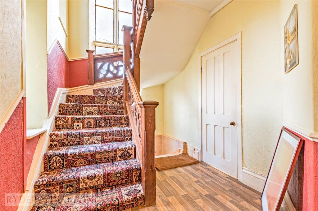 5 bedroom semidetached house for sale in Whitegates, Broadbottom, Hyde