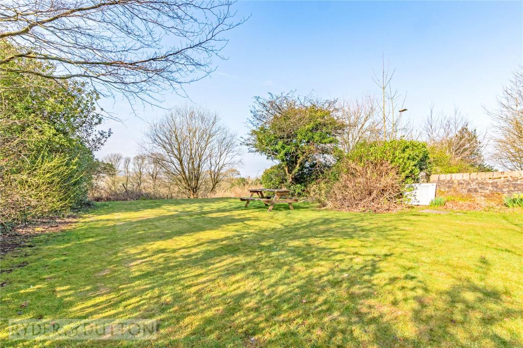 5 bedroom semidetached house for sale in Whitegates, Broadbottom, Hyde