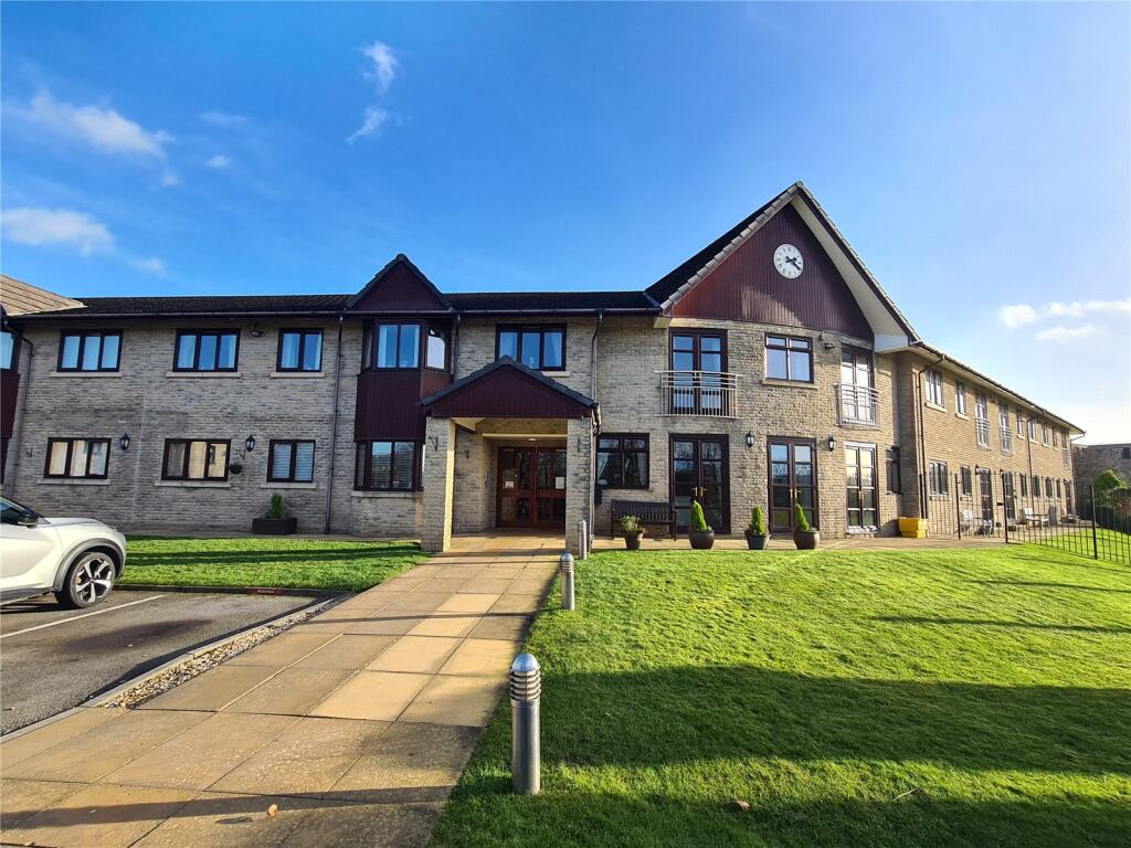 Main image of property: Newshaw Lane, Hadfield, Glossop, Derbyshire, SK13