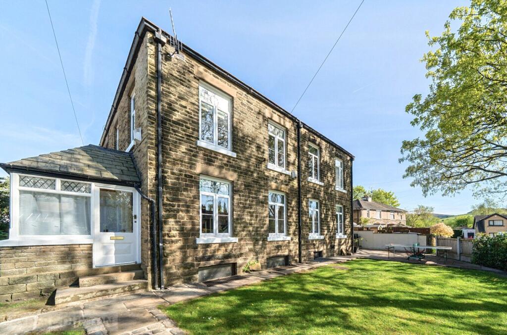 Main image of property: Sheffield Road, Glossop, Derbyshire, SK13