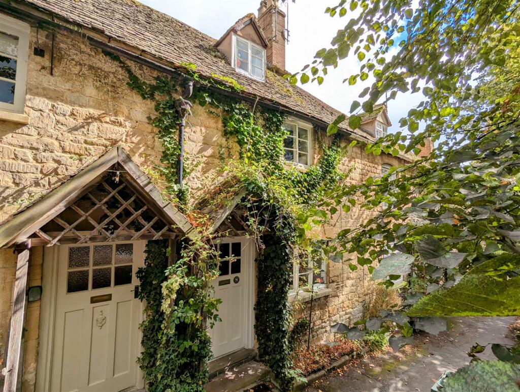 Main image of property: Vineyard Street, Winchcombe