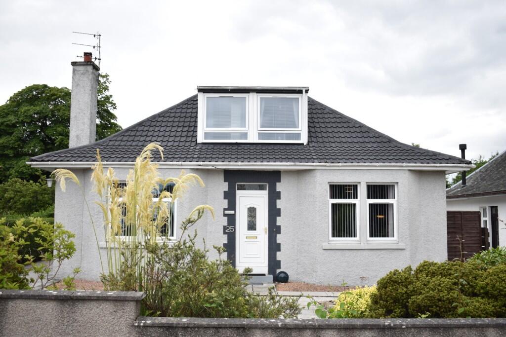 Main image of property: Victoria Street, Alloa, Clackmannanshire, FK10