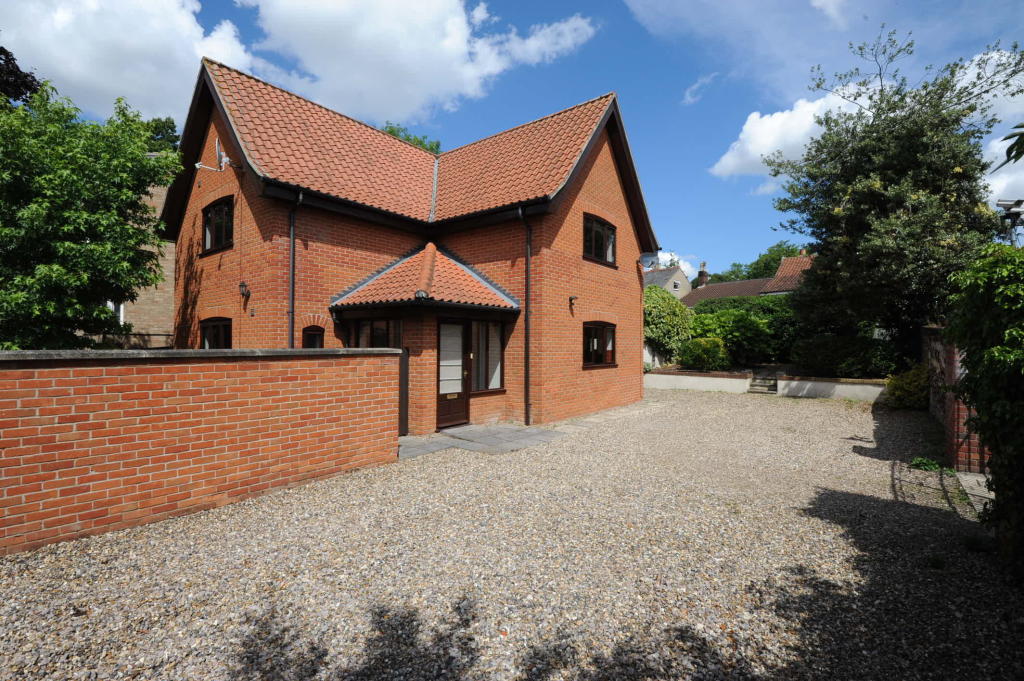 Main image of property: Tudor Court, Hall Road, Norwich, NR1