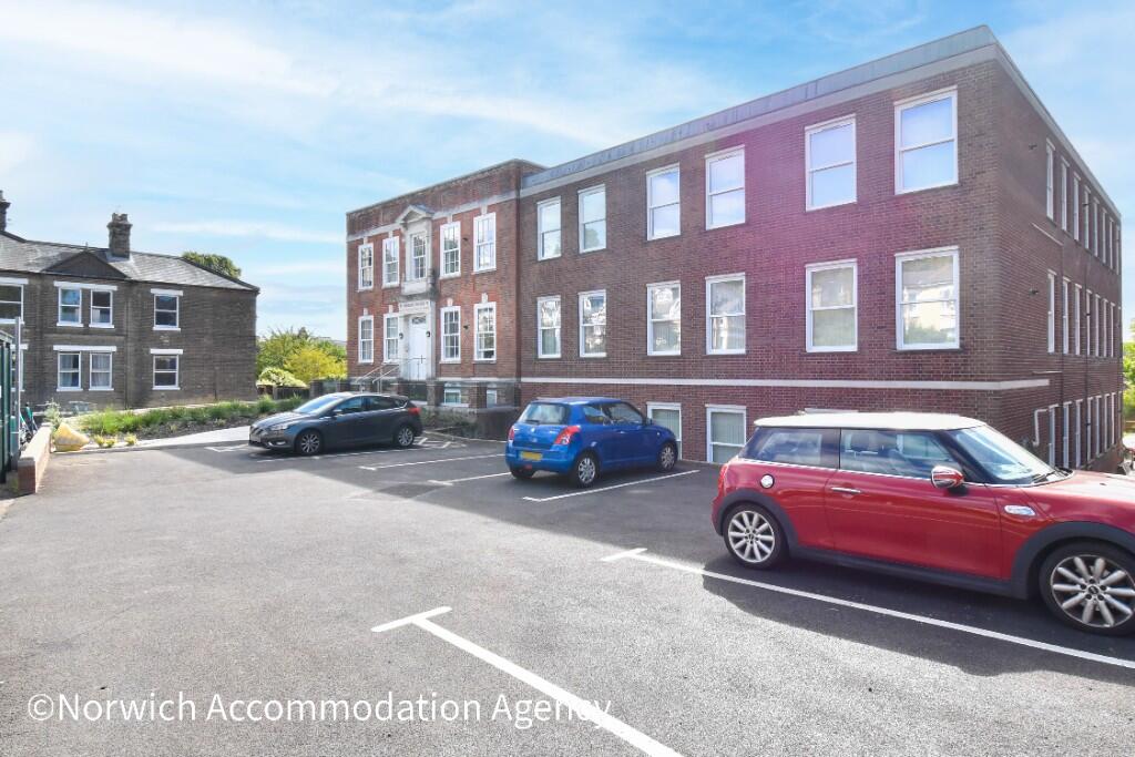 Main image of property: Thorpe Road, Norwich, Norfolk, NR1