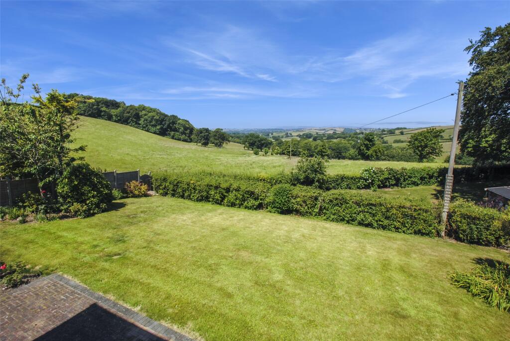 5 bedroom detached house for sale in Clayhanger, Tiverton, Devon, EX16