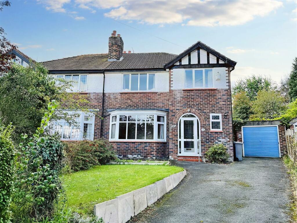 3 bedroom semidetached house for sale in Highfield Road, Hale