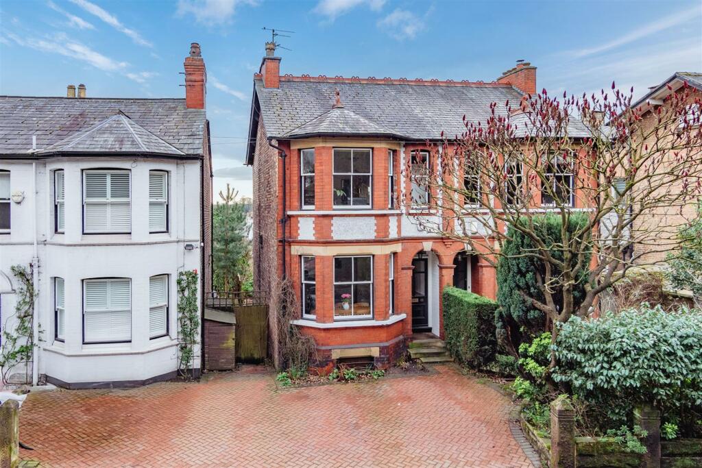 4 bedroom semidetached house for sale in Langham Road, Bowdon