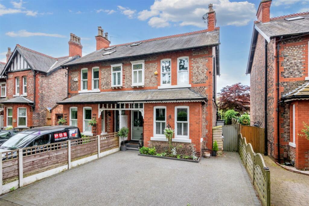 3 bedroom semidetached house for sale in Brookfield Avenue, Timperley
