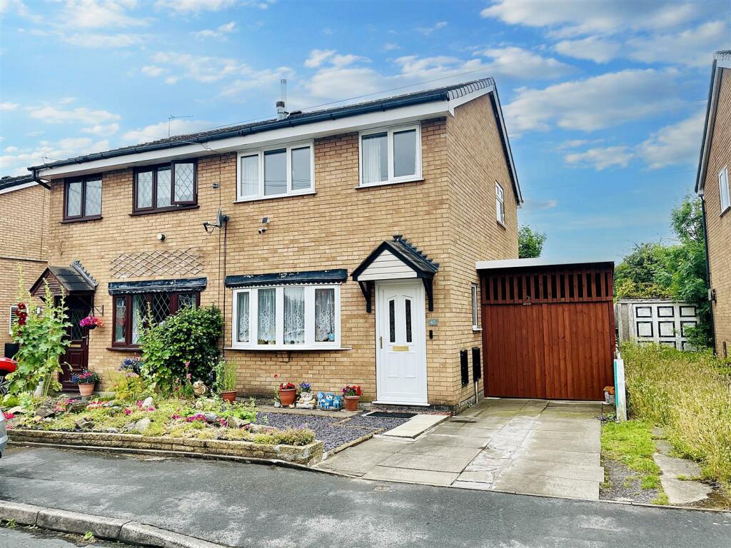 2 bedroom semidetached house for sale in Sheldrake Road, Broadheath