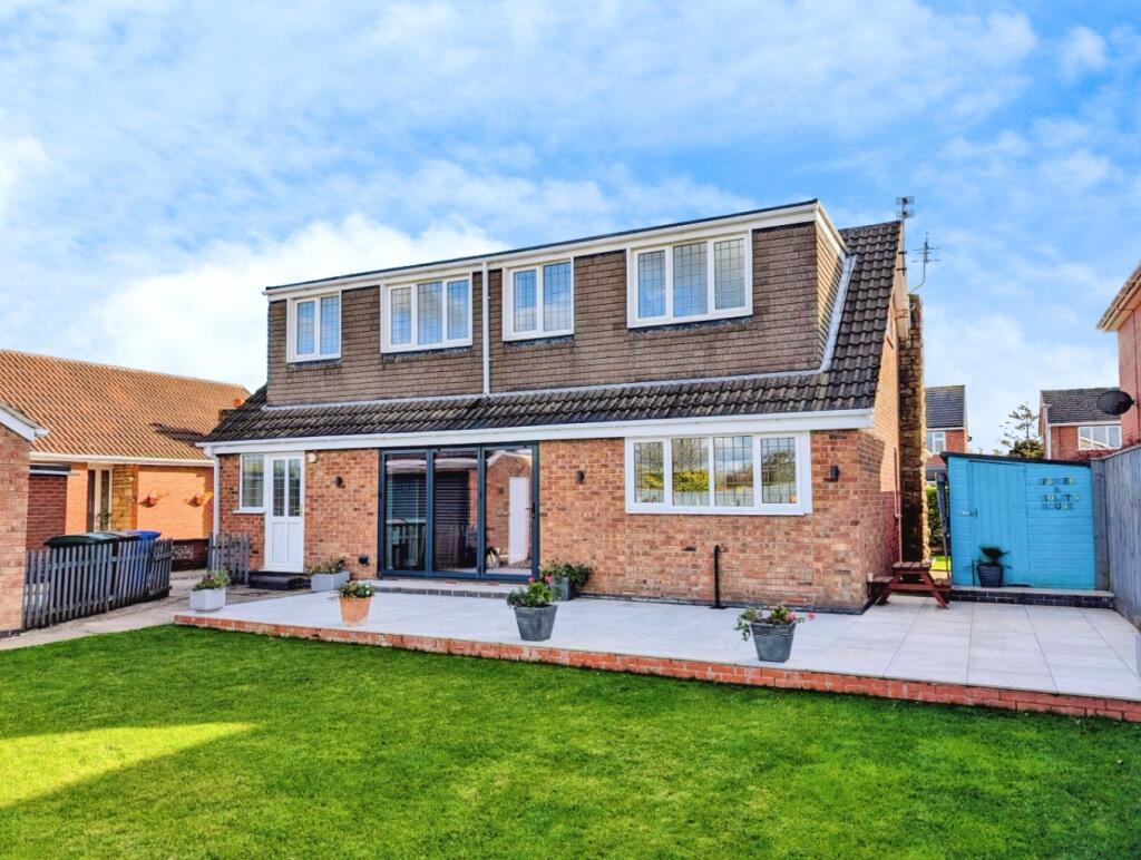 Main image of property: Inmans Road, Hull, HU12 8HU