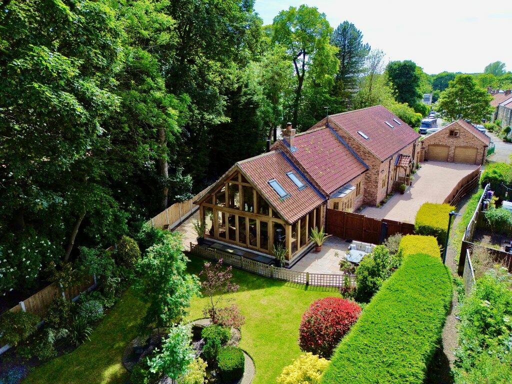 5 bedroom detached house for sale in Easby Lane, Great Ayton