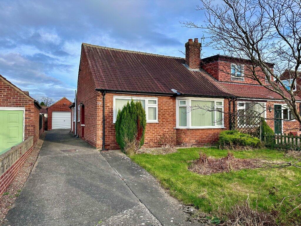 2 bedroom bungalow for sale in Marwood Drive, Great Ayton