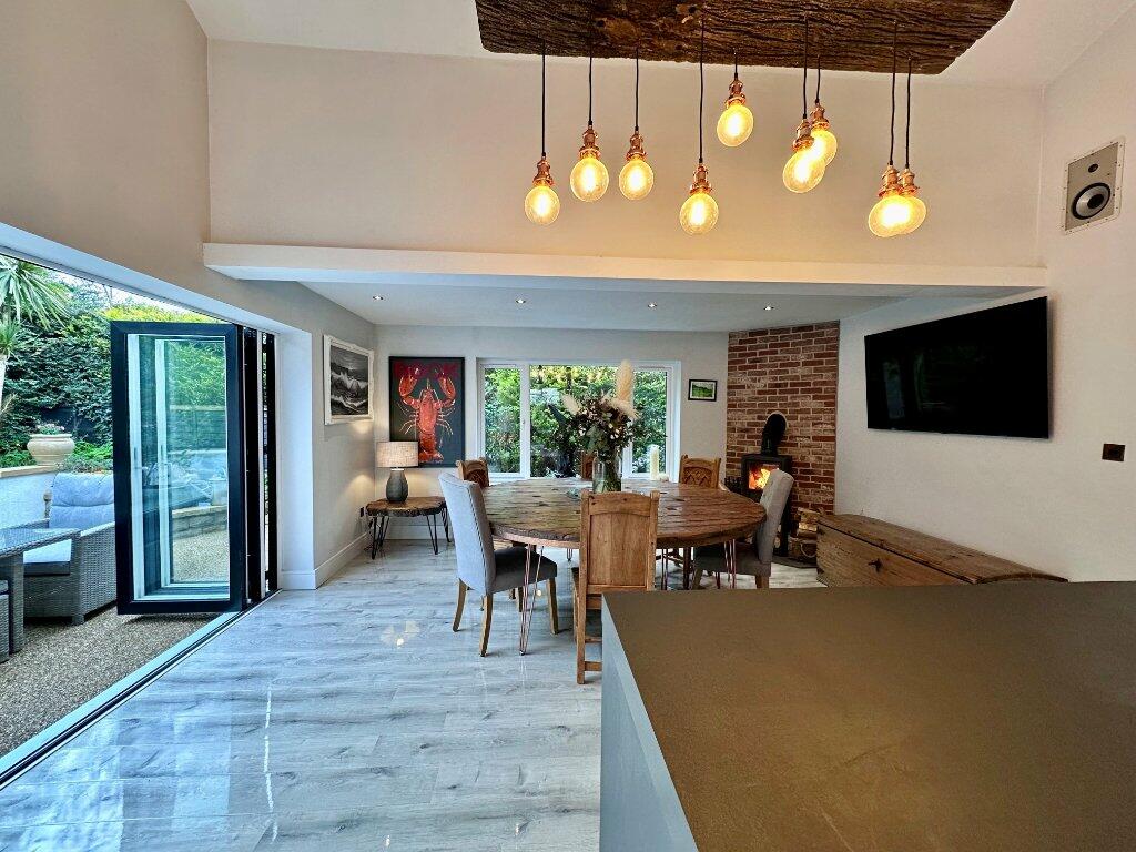 3 bedroom detached house for sale in Ormesby Bank, Ormesby