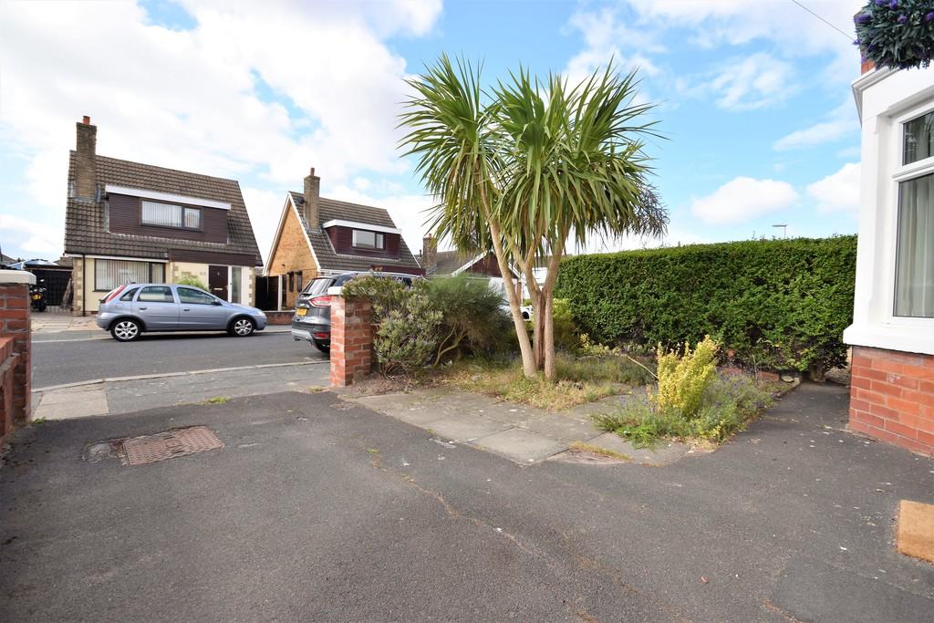 3 bedroom semidetached house for sale in Waltham Avenue, Blackpool, FY4