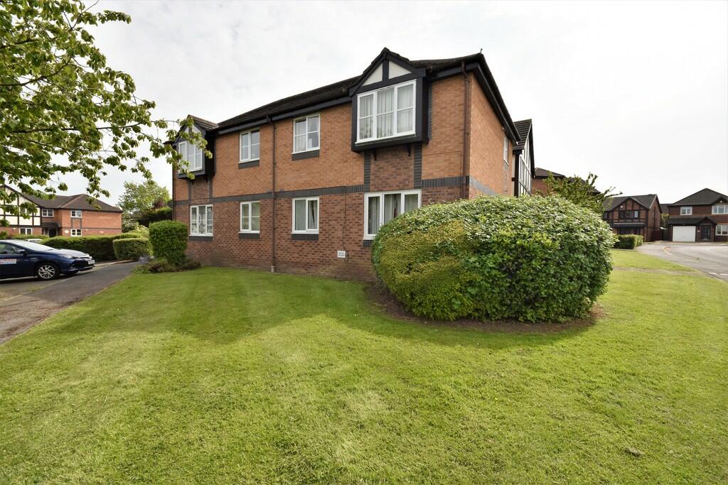 1 bedroom apartment for sale in Greenfinch Court, Blackpool, FY3