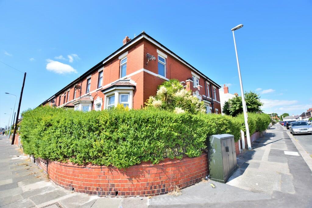 3 bedroom semidetached house for sale in Levens Grove, Blackpool, FY1