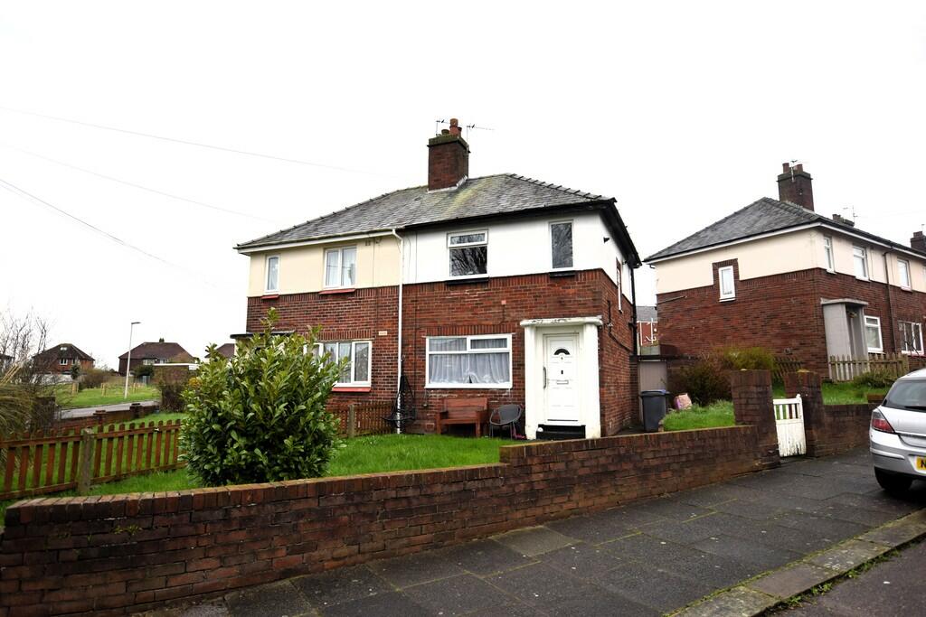 2 bedroom semidetached house for sale in Scorton Avenue, Blackpool, FY3