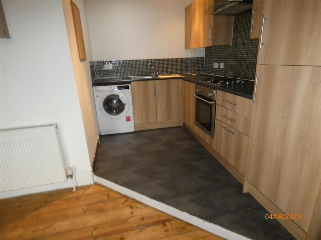 Main image of property: Fifth Avenue, Heaton