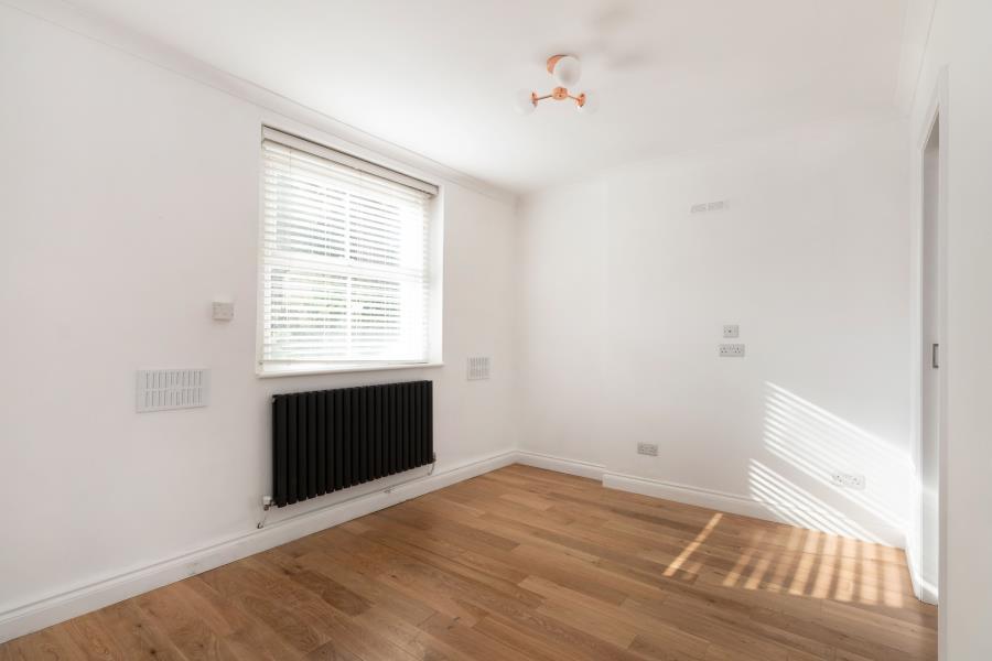 Main image of property: Sheen Road, TW9